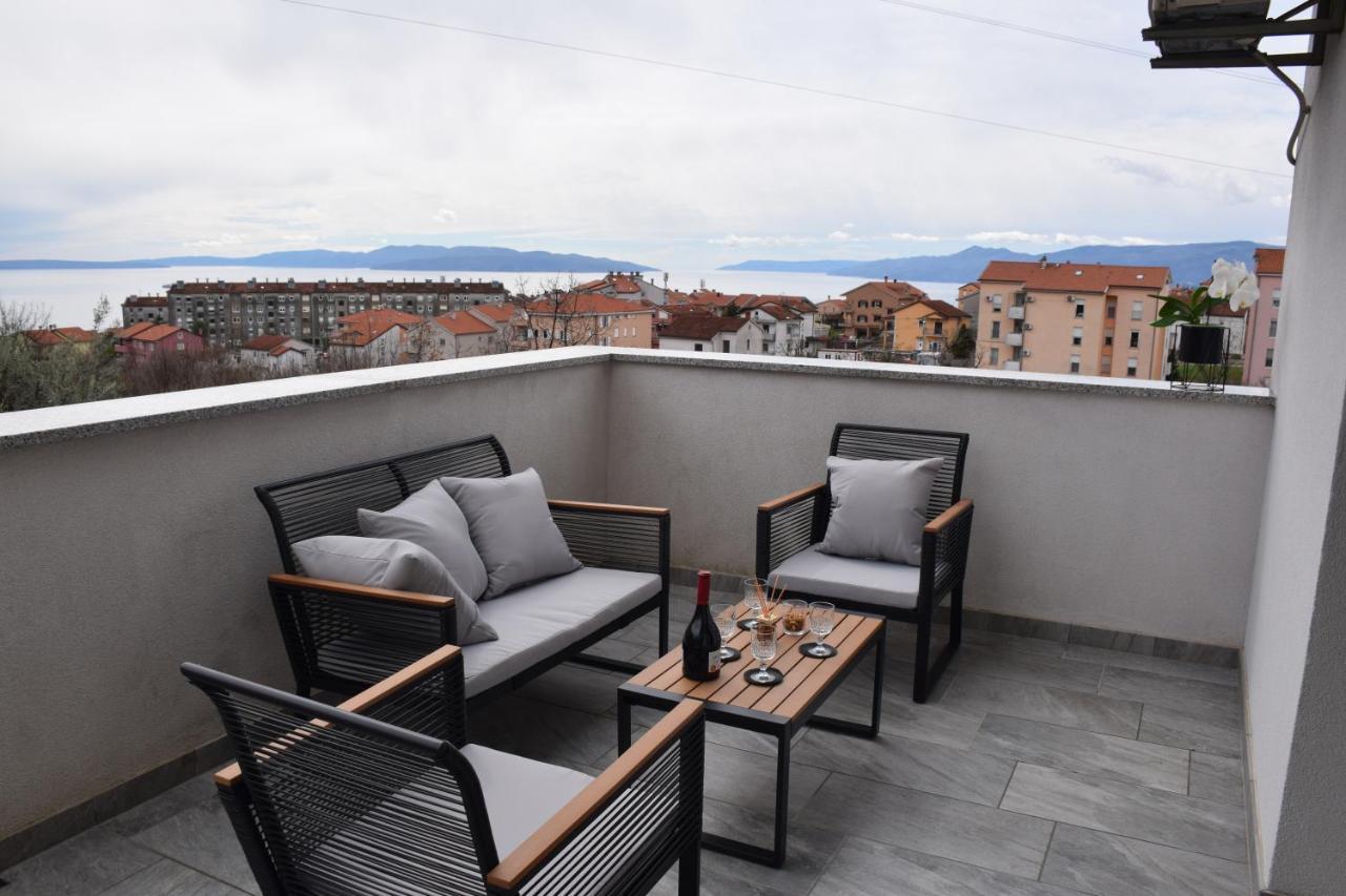 Apartman Totale Rijeka Bagian luar foto